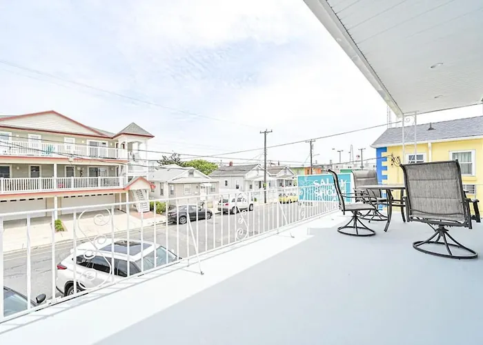 318 E Youngs Ave Unit 5 Salty Shore Oasis Spectacular Retreat